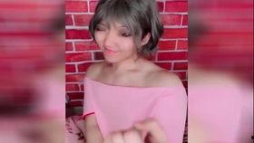 在线视频女装大佬,揭秘网络红人的时尚魅力与心理探索